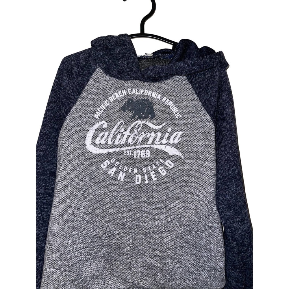 Old Navy Boys Long Sleeve Sweatshirt size 5T